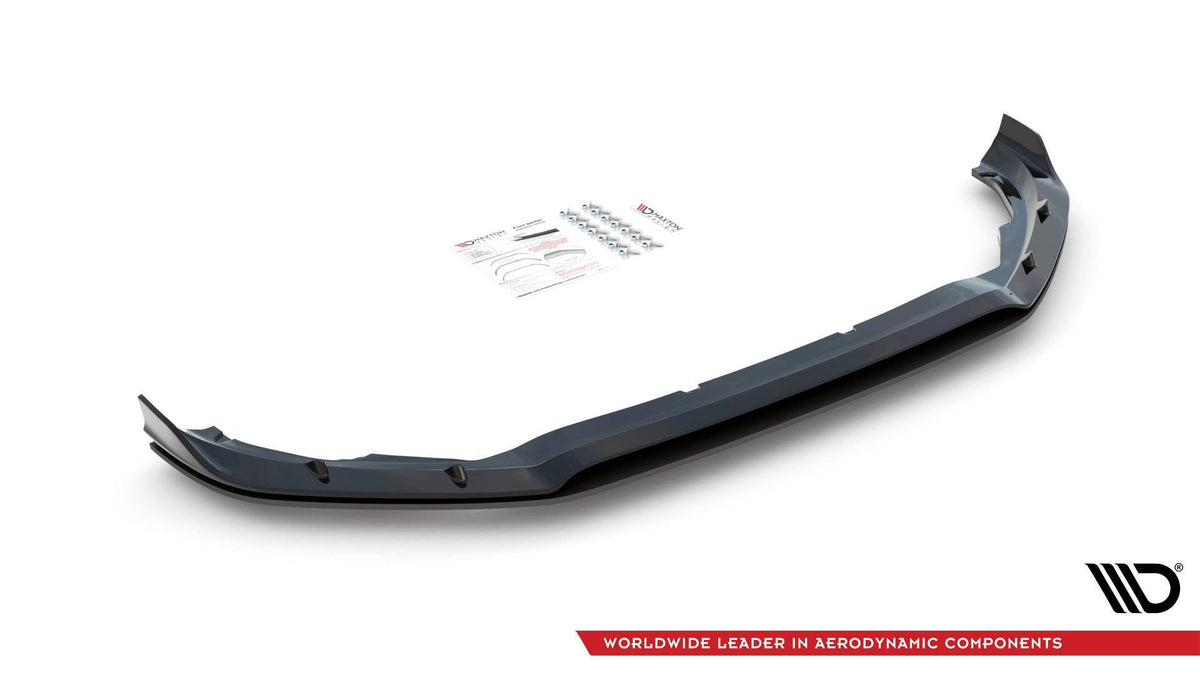 Frontsplitter fra Maxton Design til Ford Focus Mk4 fotografert fra siden