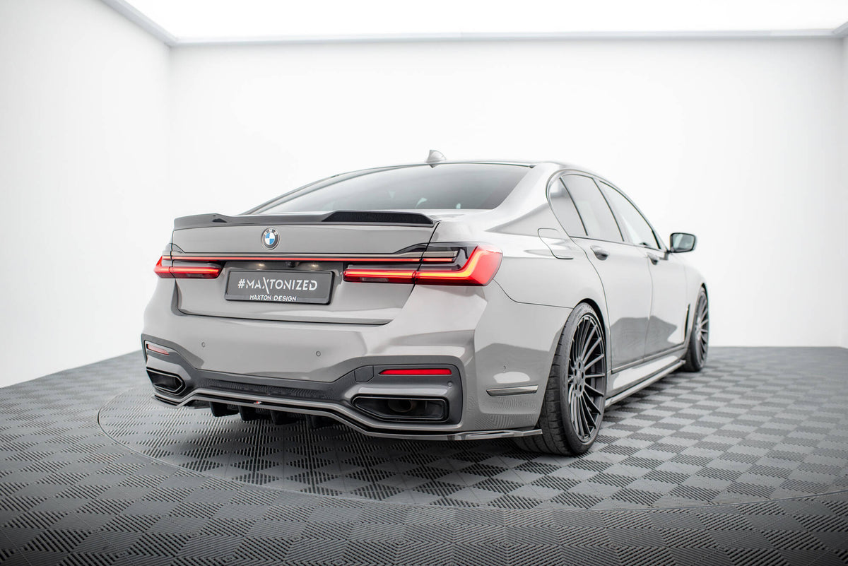 Splittersett BMW 7 G11 M-Pakke Facelift, frontspoiler nærbilde