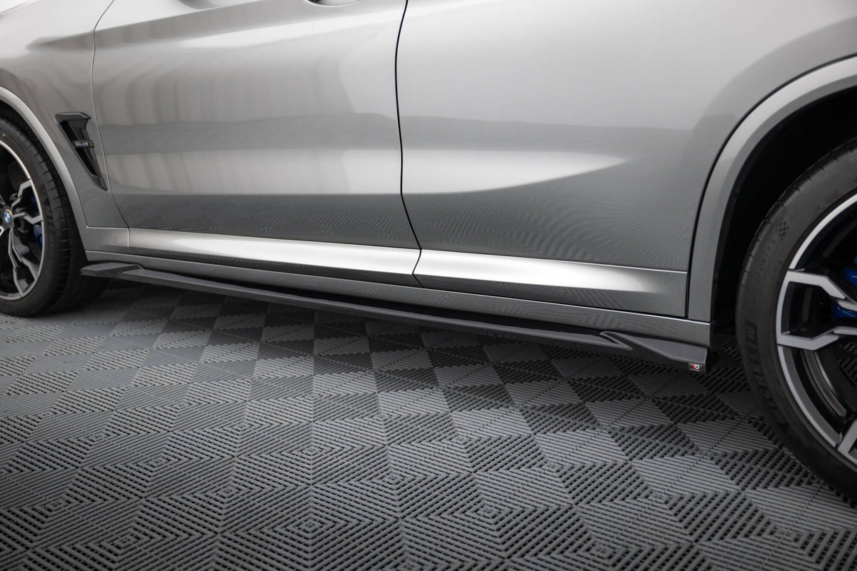 Splittersett BMW X4 M F98 sideskjørt-element montert