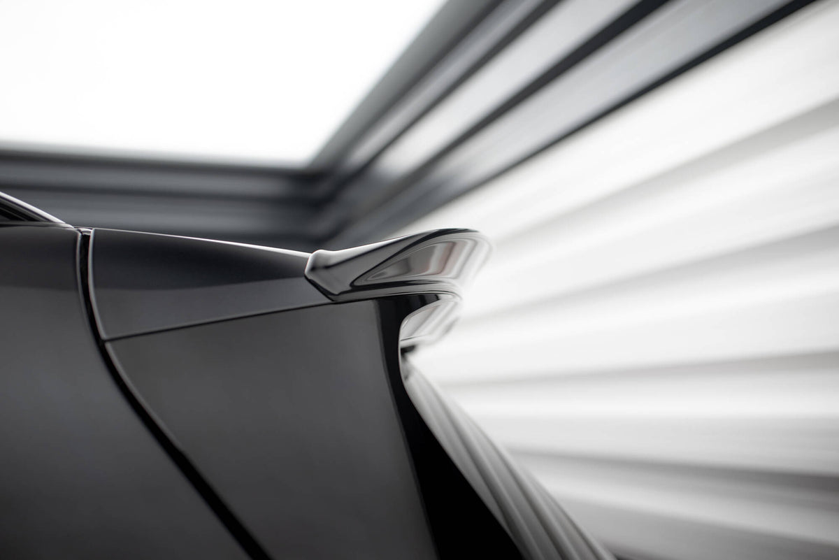 Bakre splitter BMW X7 M-Pakke G07 Facelift montert under diffuser