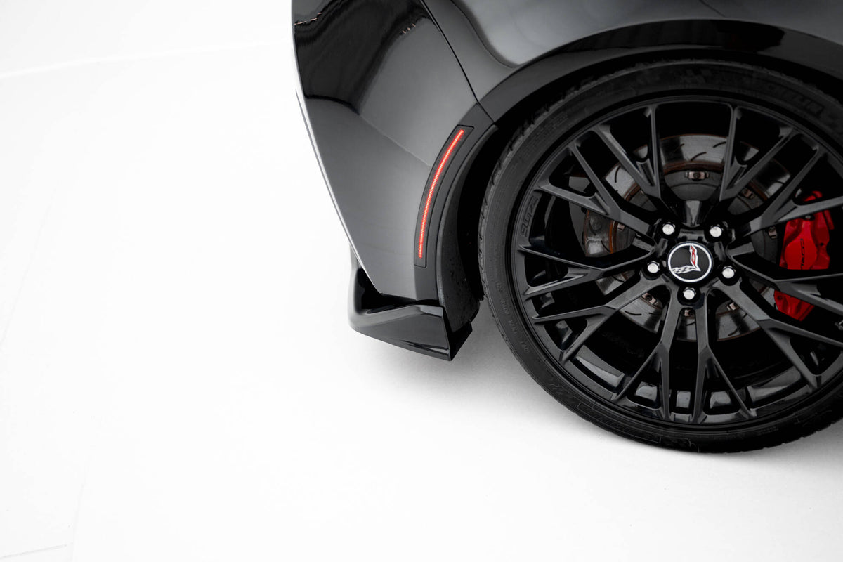 Sideskjørt diffuser fra Maxton Design på Corvette Z06 C7 i nærbilde