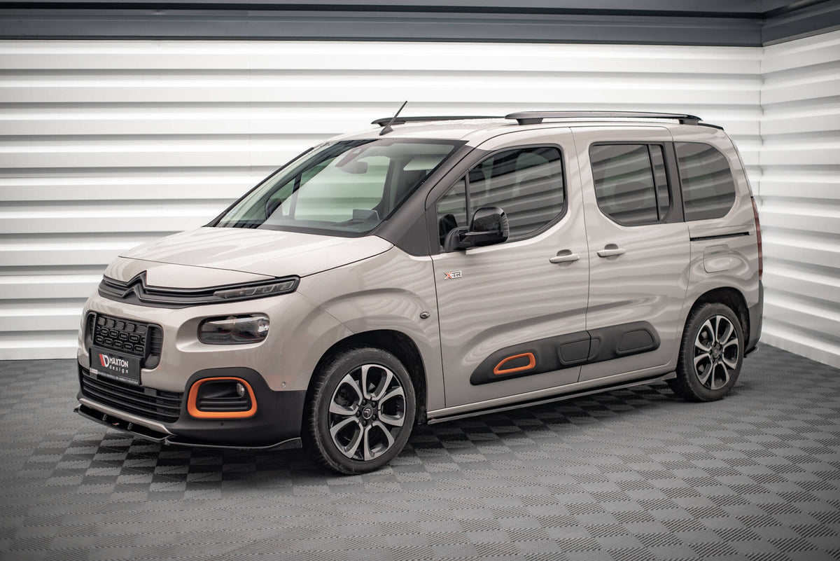 Splittersett til Citroen Berlingo MK3 vist forfra med front splitter montert