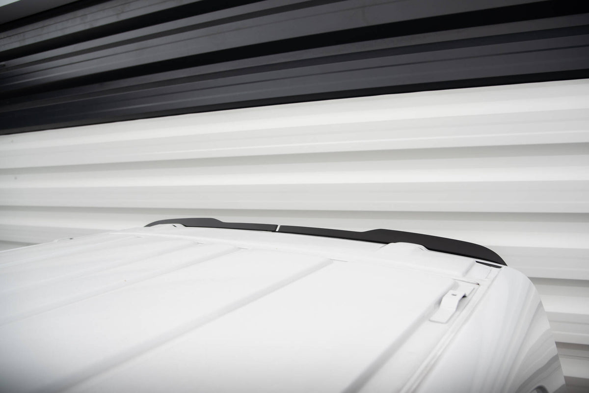 Bak splitter med vertikale stenger til Citroen Jumpy MK3 sett ovenfra