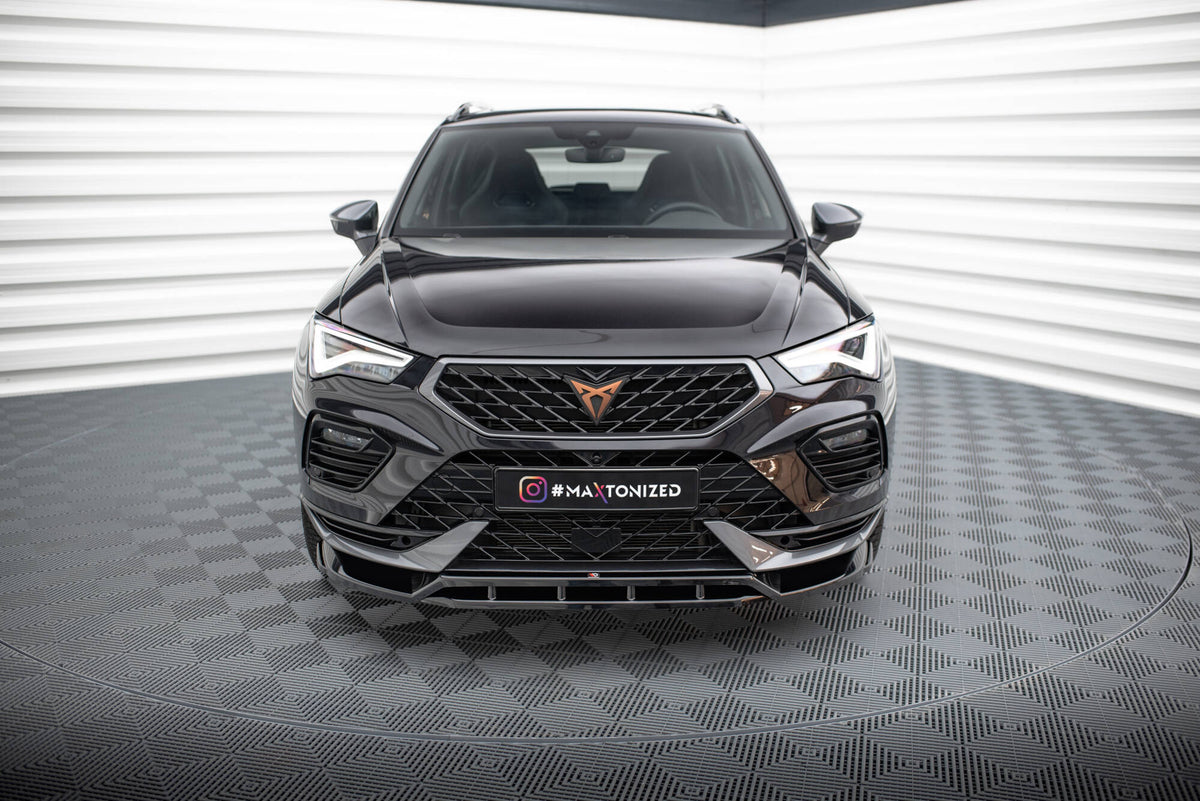 Splittersett for Cupra Ateca Facelift med alle fem deler lagt ut ovenfra