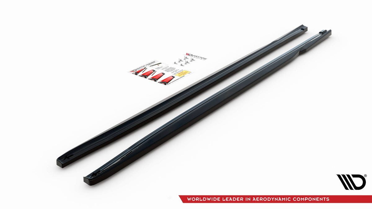 Bak splitter og spoiler cap for Honda Civic Tourer sett bakfra i skrå vinkel
