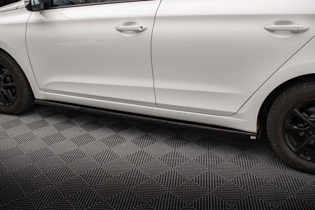 Splittersett Hyundai i20 MK2 Facelift (2018–2020) - HY-I20-2F-SET