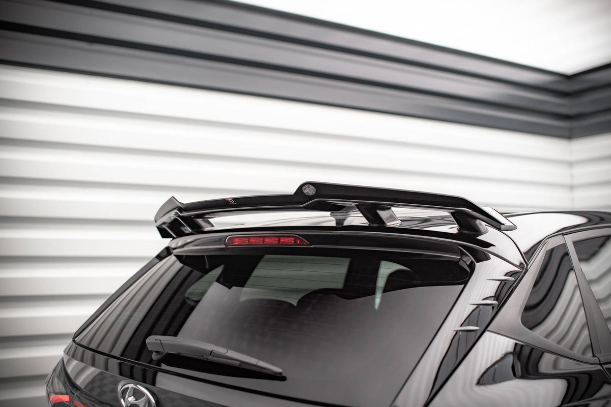 Bak splitter med vertikale stenger for Hyundai i20 N MK3 sett bakfra