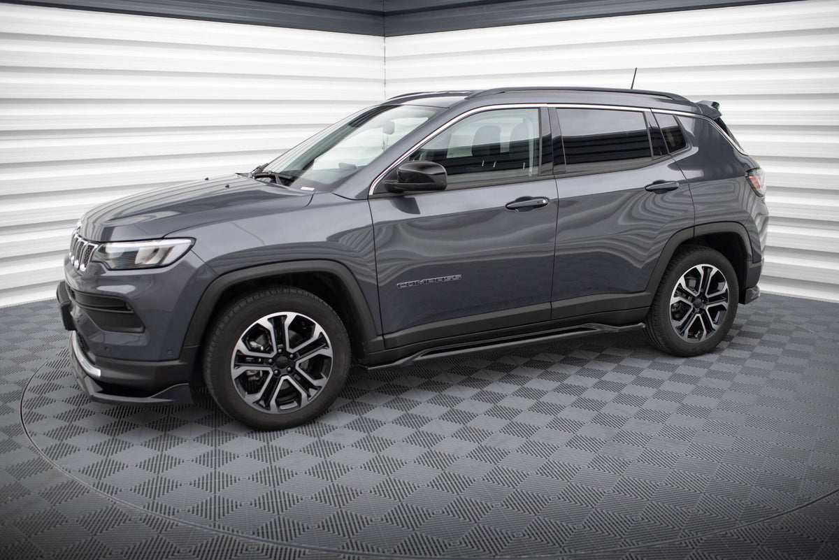 Splittersett for Jeep Compass Limited MK2 Facelift med alle fire deler sett ovenfra