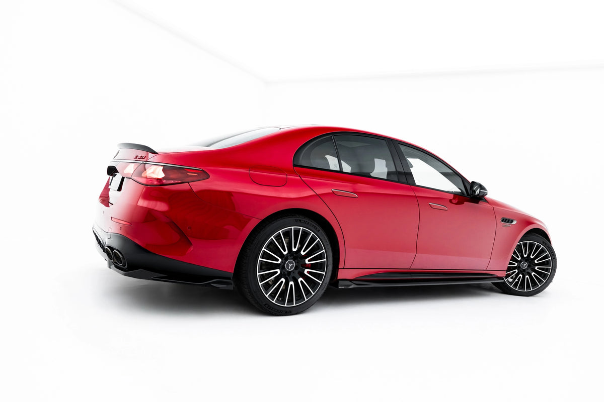 Detaljbilde av splittersett til Mercedes-AMG E53 Sedan W214