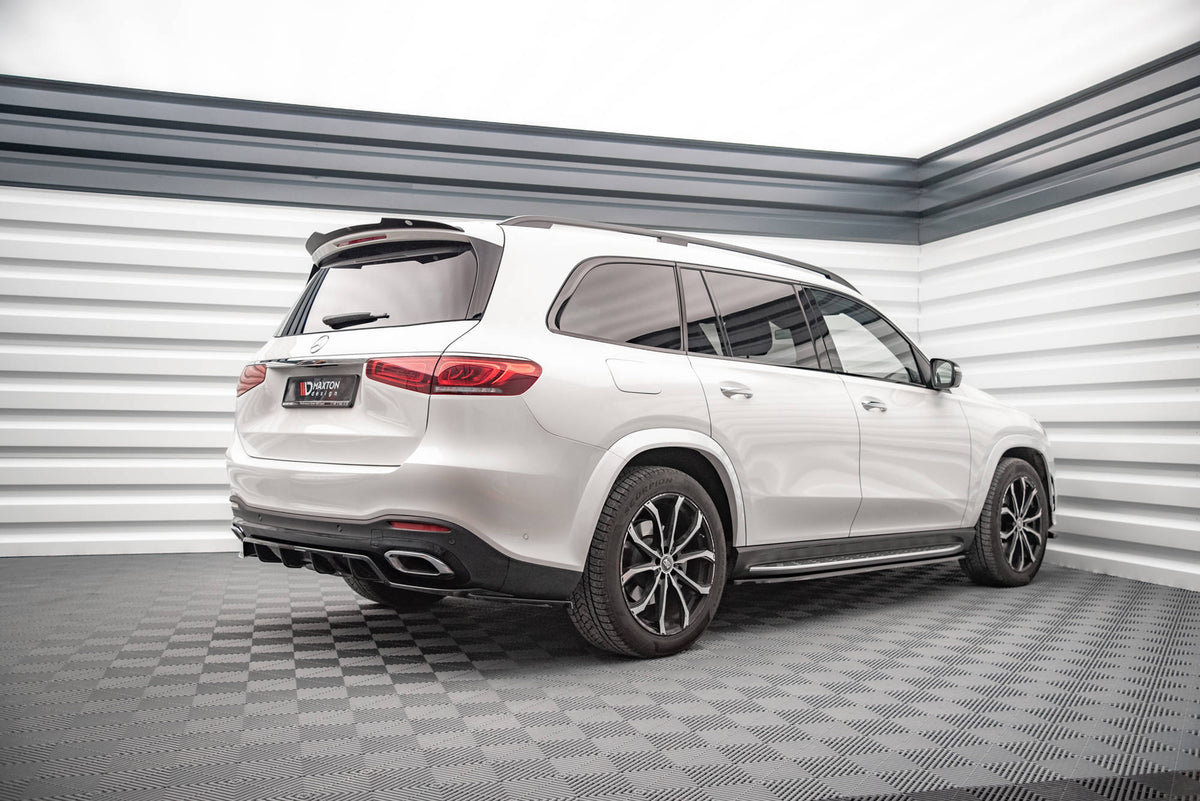 Splittersett Mercedes GLS X167 AMG-Line umontert nærbilde av passform mot støtfanger
