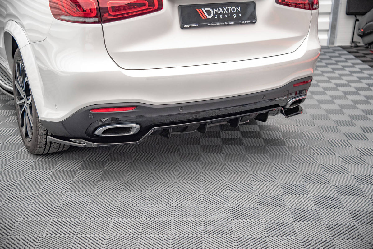 Frontsplitter til Mercedes GLS X167 AMG-Line i sort blank finish vist skrått fra passasjersiden