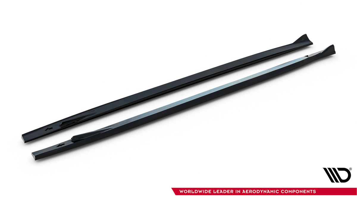 Mercedes SL 63 R232 med komplett Maxton Design splittersett fra bakre vinkel
