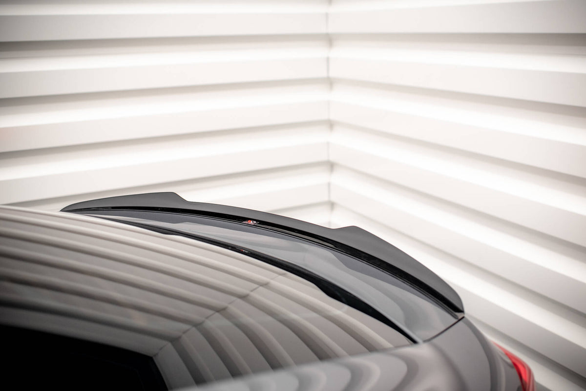 Sideskjørt diffusor fra Maxton Design montert på Opel Insignia Mk2