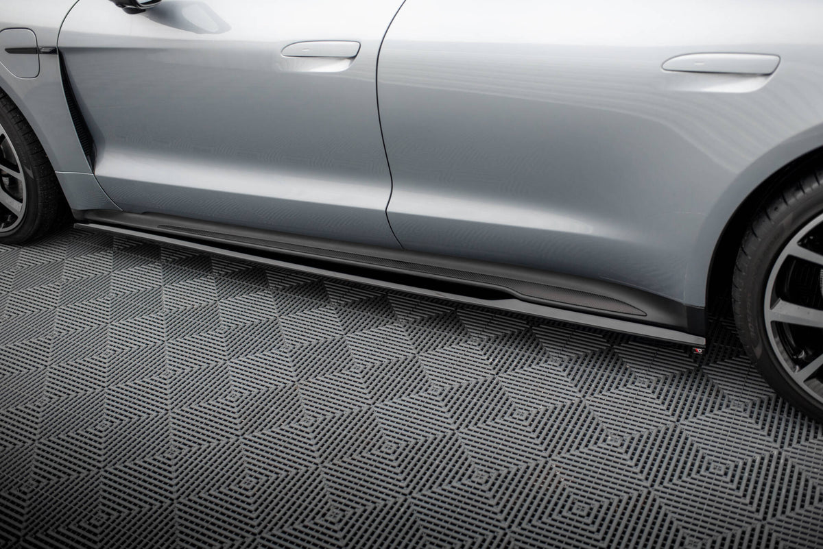 Bakre element fra Maxton Design splittersett til Porsche Taycan 4 MK1 produktbilde