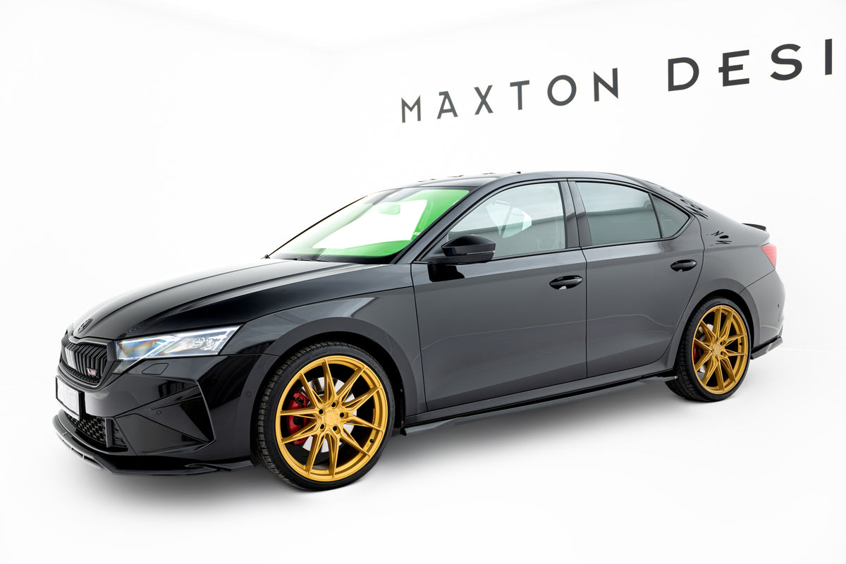 Splittersett i ABS Gloss Black til Skoda Octavia RS Liftback Mk4 Facelift