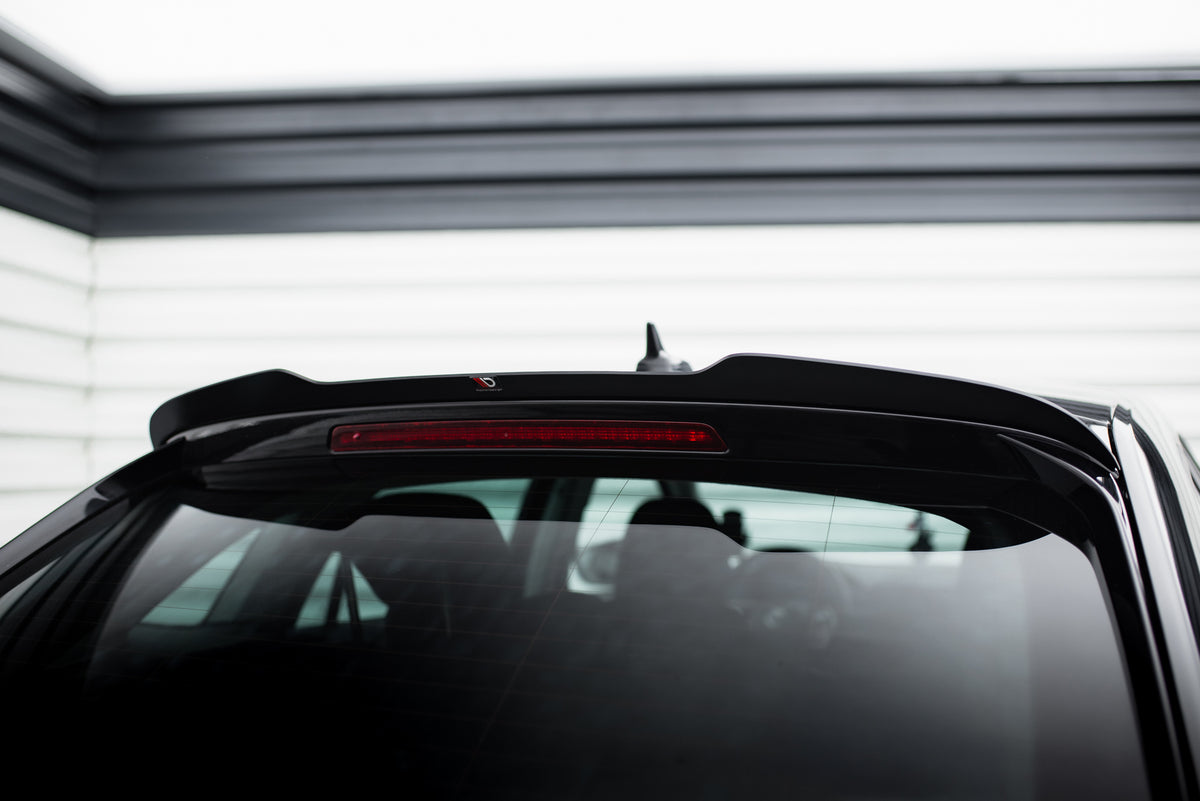 Sideskjørt diffusor på Skoda Scala MK1 i nærbilde