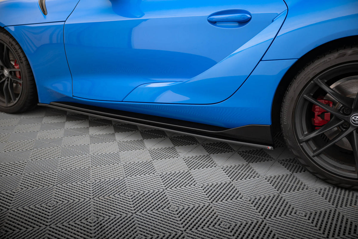 Splittersett Supra A90 front splitter og sideskjørt sammen