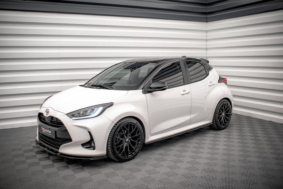 Komplett splittersett for Toyota Yaris GR Sport MK4 fra Maxton Design M-Line