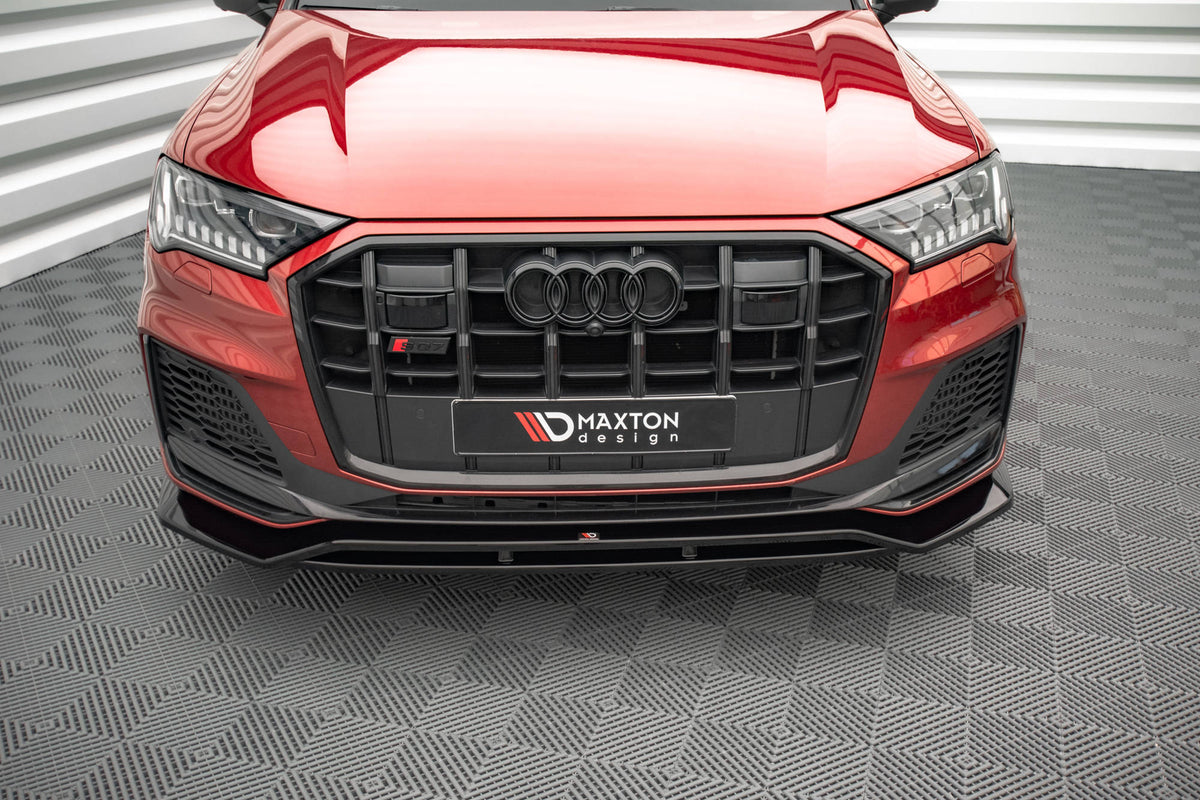Alle fire deler i splittersettet for Audi SQ7 (4M) Facelift utlagt sett ovenfra