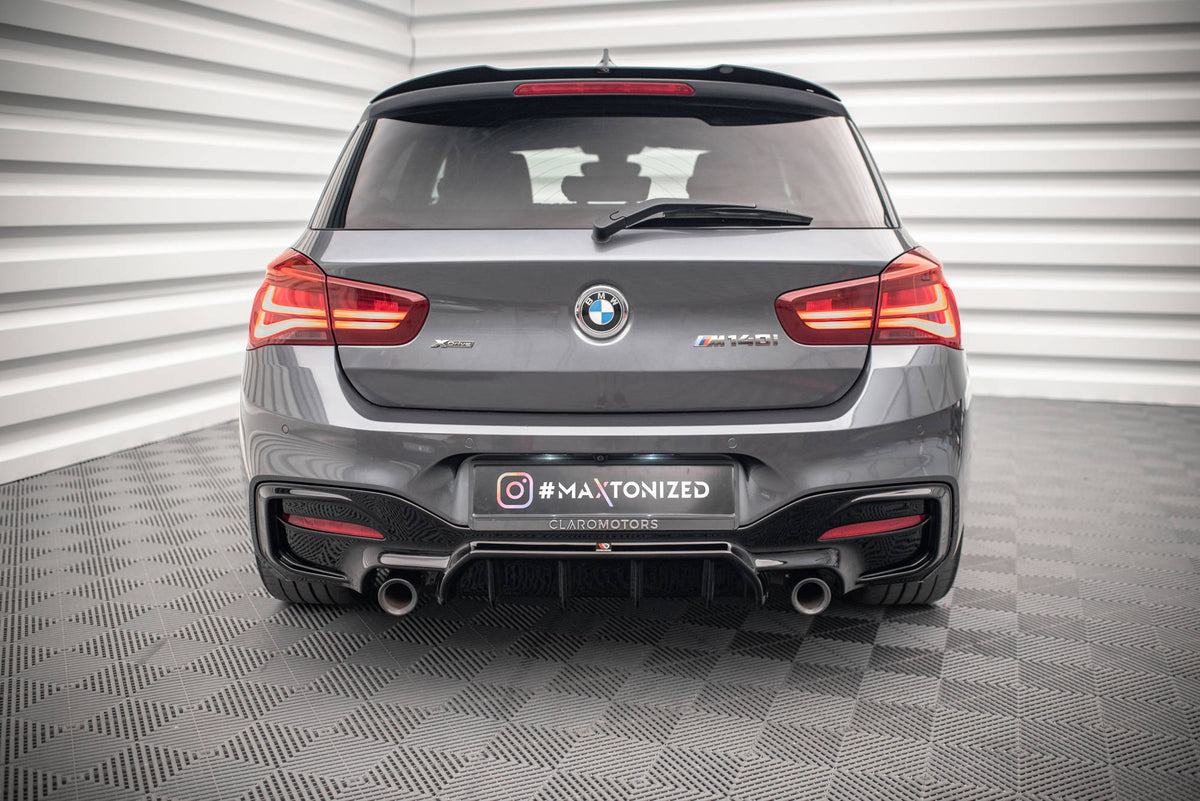 Splittersett BMW M140i F20 Facelift V.1 bakfra med diffuser-nærbilde