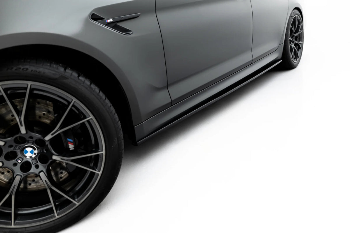 Komplett splittersett til BMW M5 F90 sett fra siden