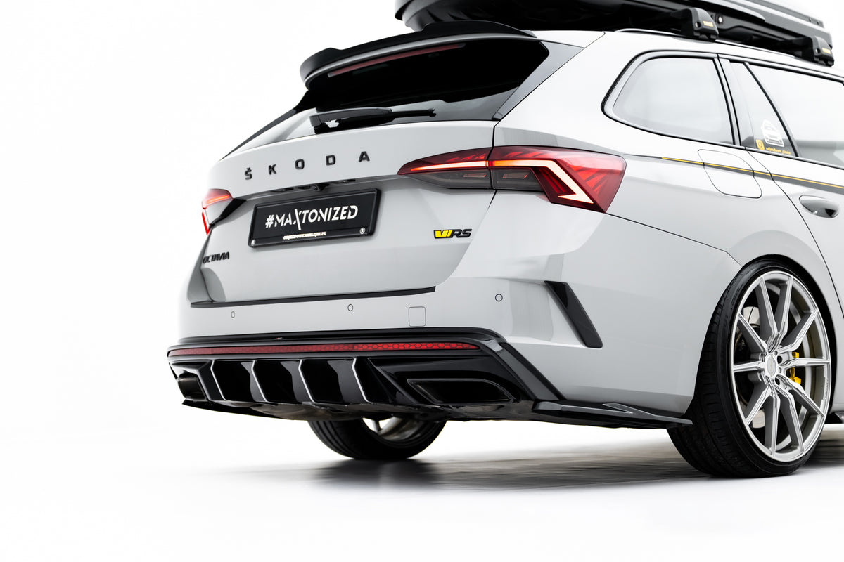 Splittersett V.1 Skoda Octavia RS Combi MK4 - SK-OC-4-RS-SET1