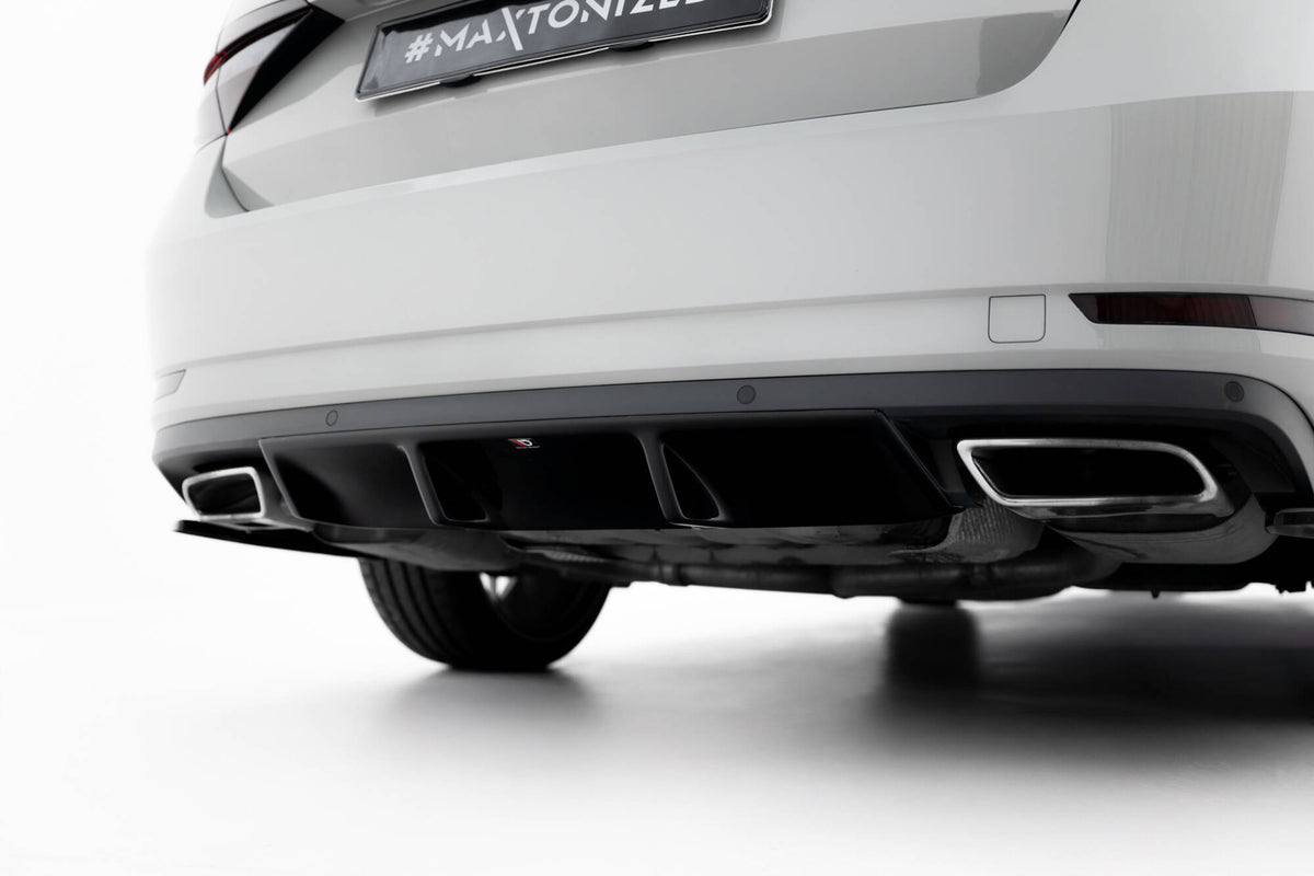 Splittersett V.1 Skoda Superb Liftback MK3 (2015–2019) - SK-SU-3-SET1