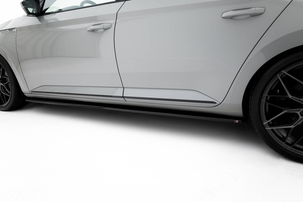 Splittersett V.1 Skoda Superb Liftback MK3 (2015–2019) - SK-SU-3-SET1