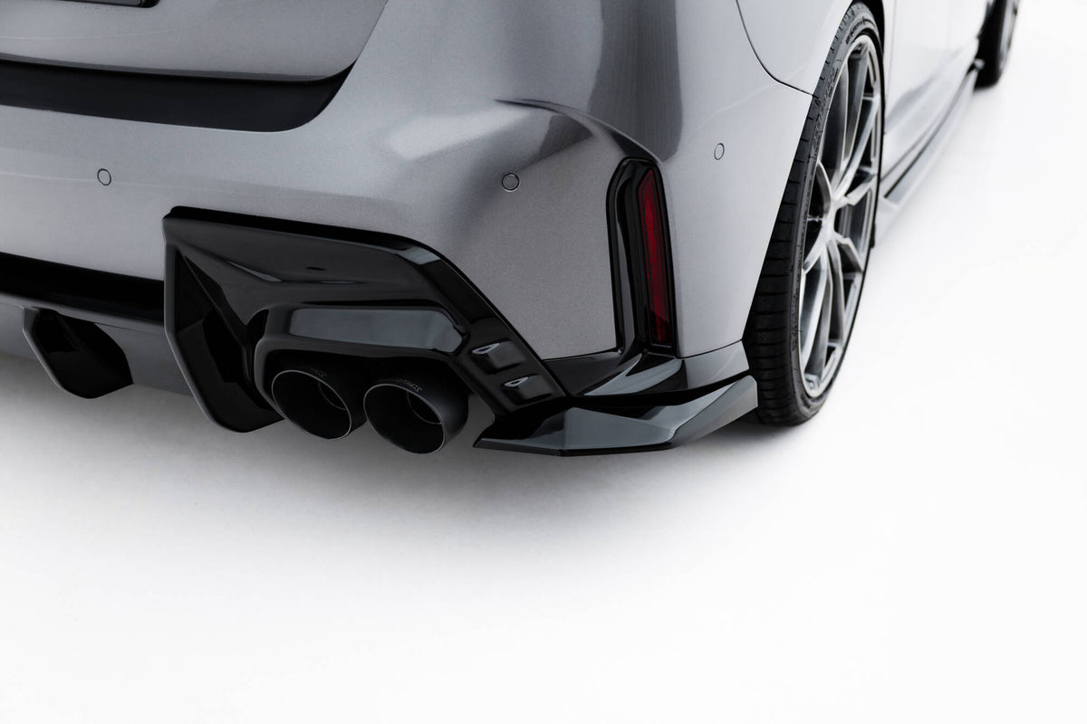 Splittersett BMW F70 M135I V.2 – frontspoiler montert forfra