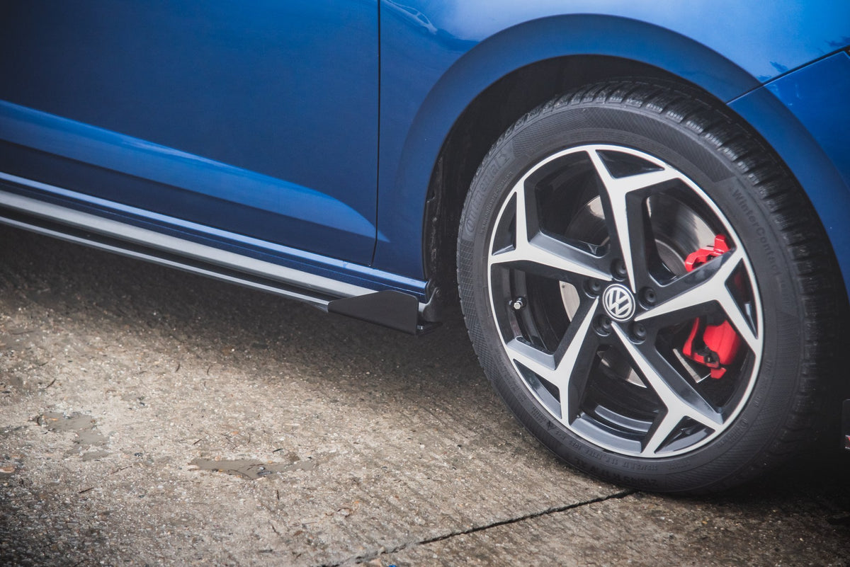 Sideflaps Street Pro til VW Polo GTI MK6 i matt svart sett ovenfra