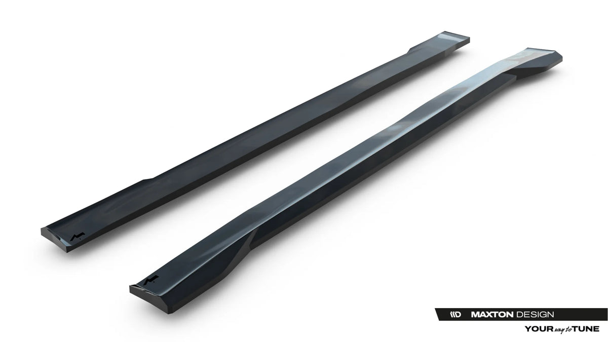 Detalj av ABS sideskjørt diffuser med blank sort finish, Grand Cherokee L