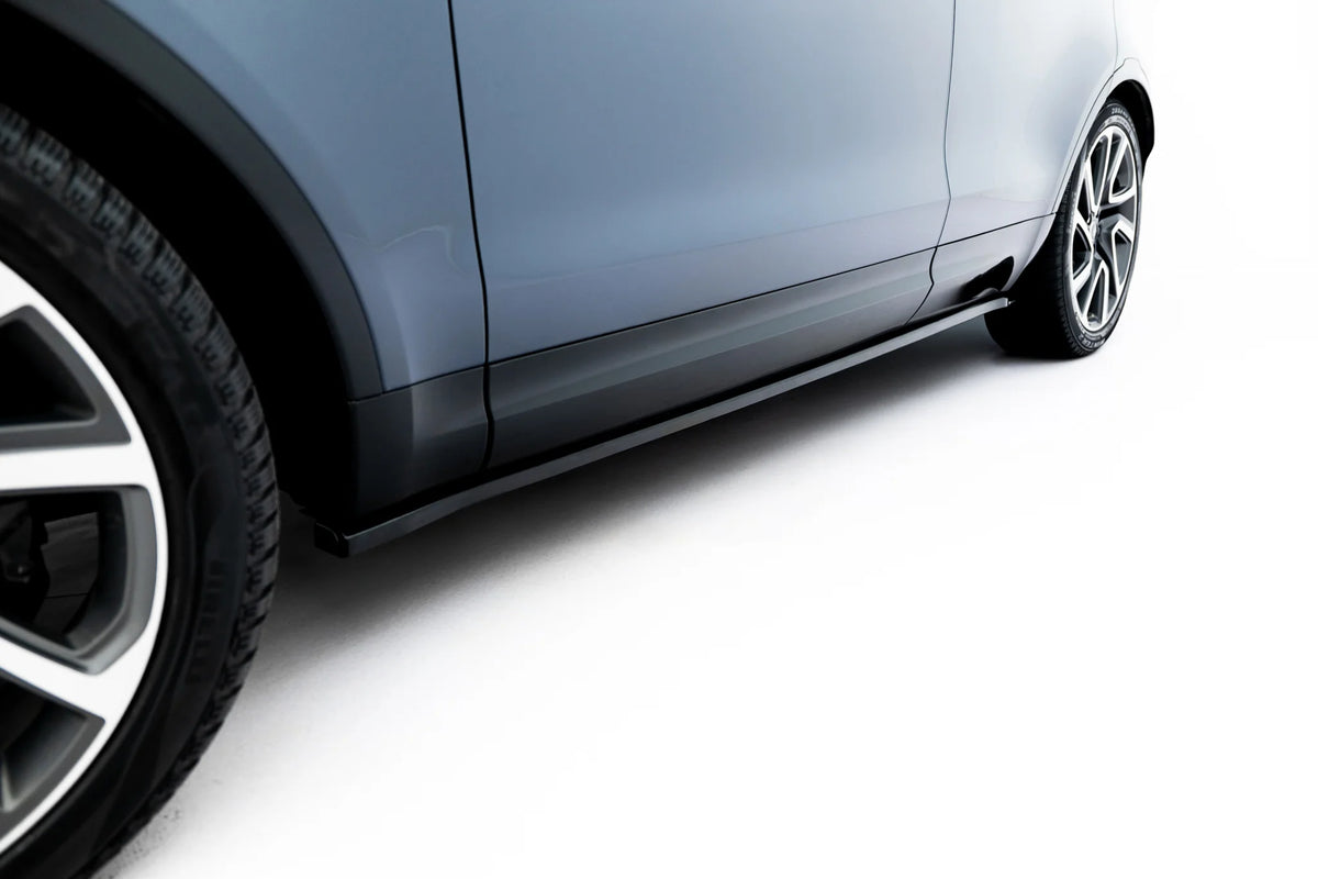 Blank sort sideskjørt til Land Rover Discovery HSE Mk5 Facelift
