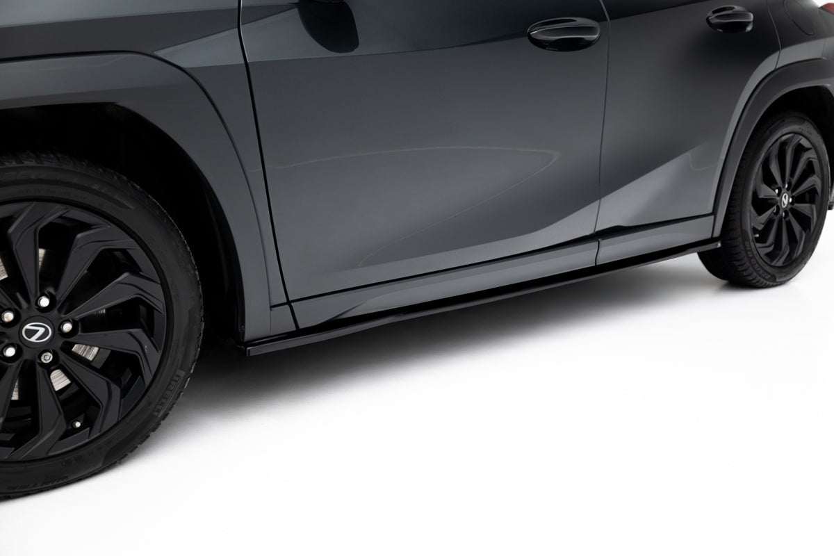 Sideprofil av Lexus UX F-Sport med Maxton sideskjørt diffusers