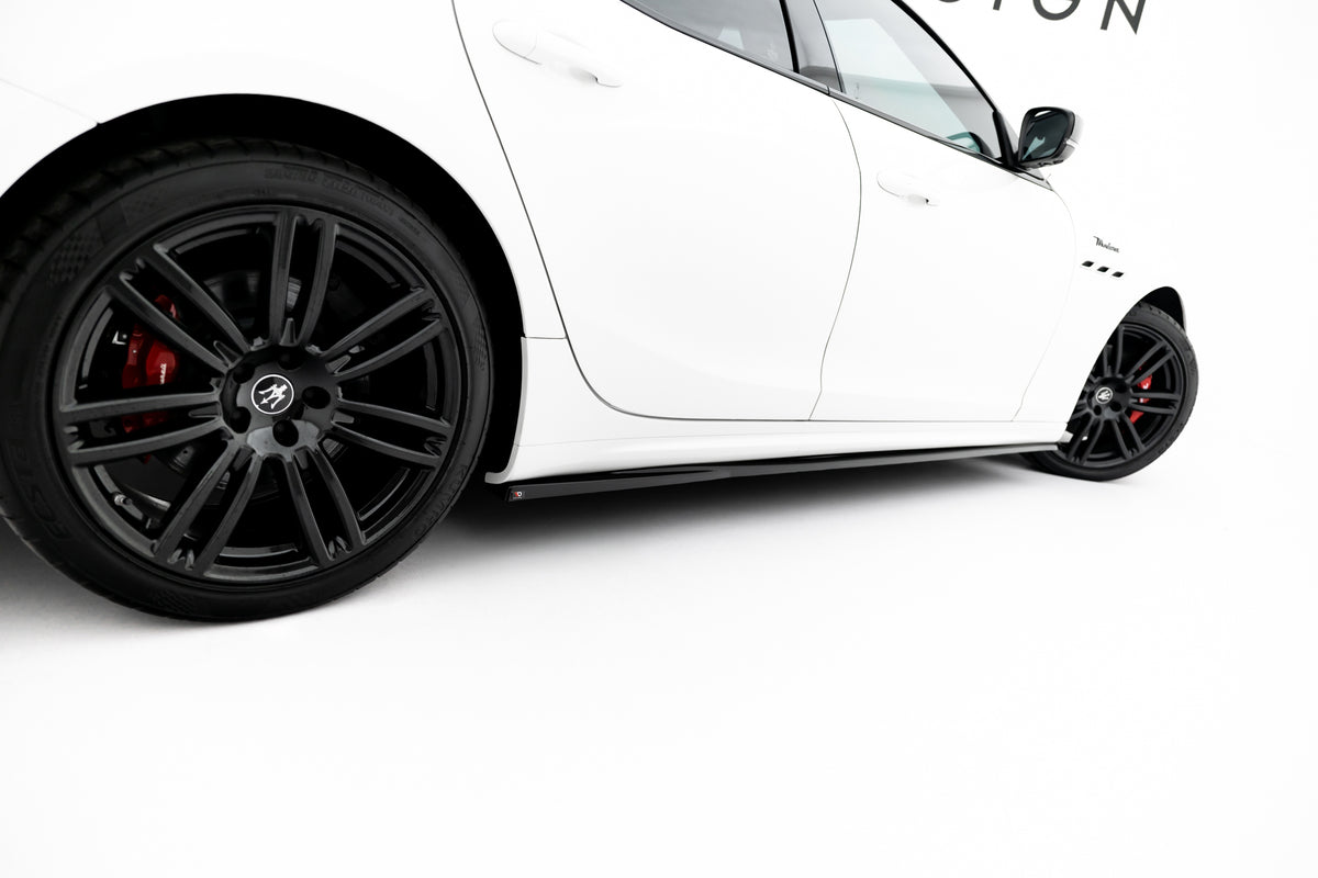 Venstre sideskjørt diffuser for Maserati Ghibli Modena Mk3 Facelift