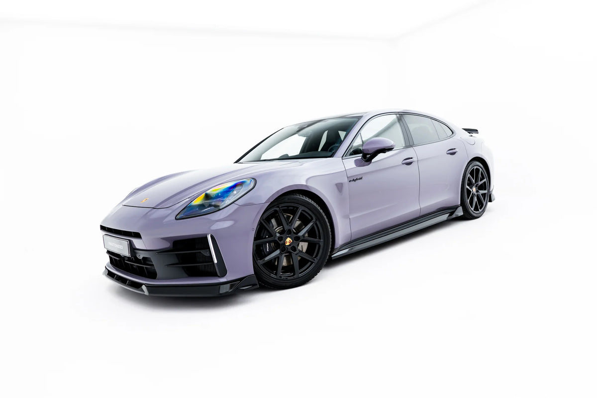 Nærbilde av sideskjørt diffuser til Panamera 972 med blank sort finish