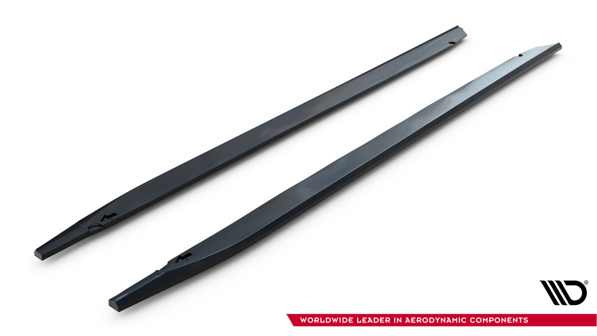 Sideskjørt diffuser i ABS til BMW M135i F70 montert langs terskel