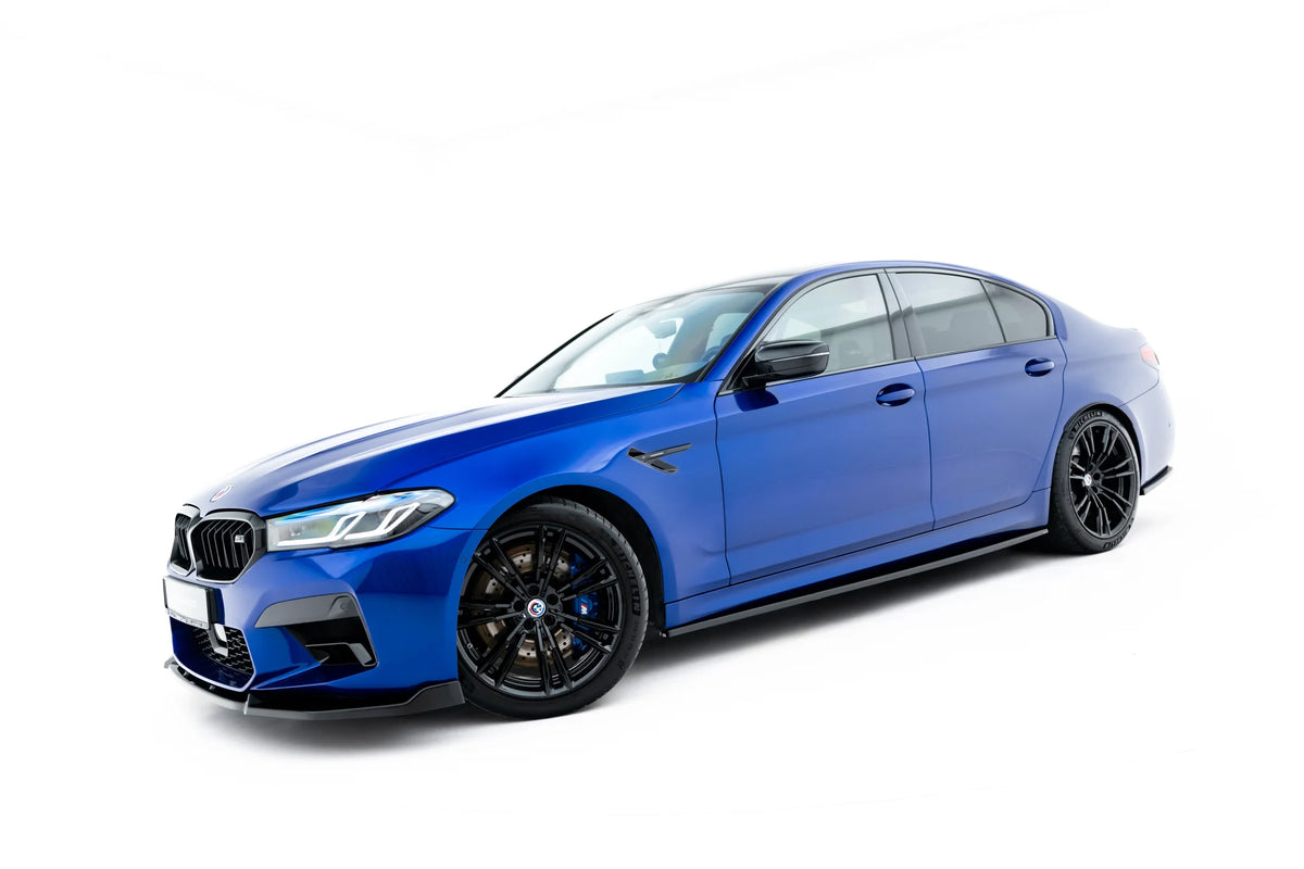 Nærbilde av sideskjørt diffuser montert på BMW M5 F90 Facelift
