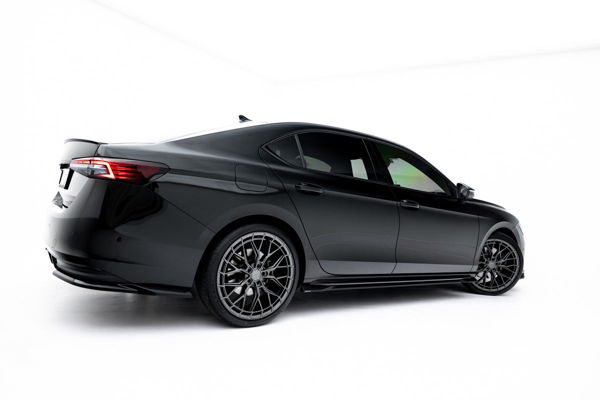 Sideskjørt diffusers i blank sort ABS til Skoda Superb Sportline Mk4