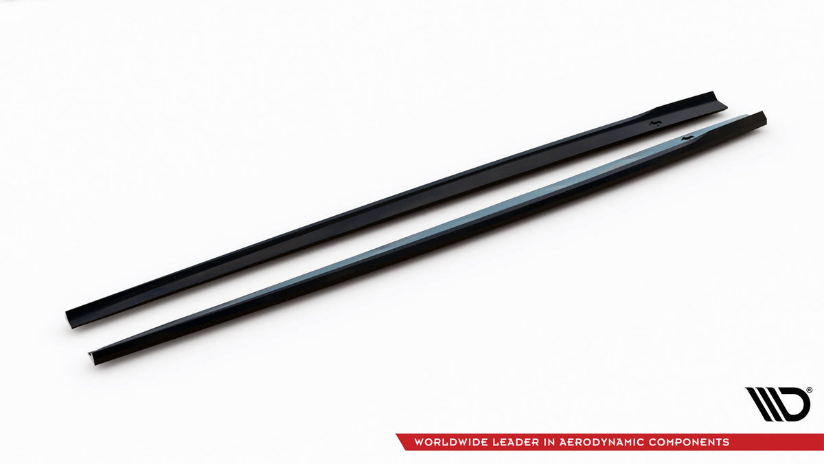 Sideskjørt diffusor V.2 for Audi RS3 Sedan med strukturert sort overflate i detalj