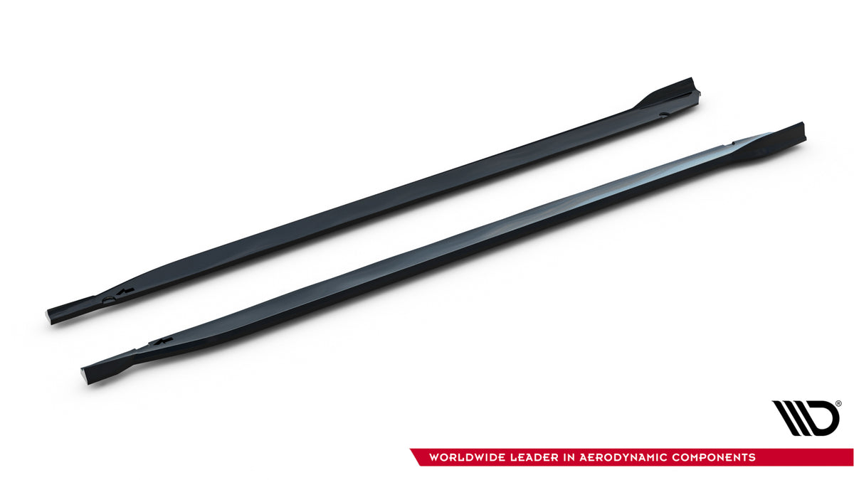 Detalj av blank sort ABS-overflate på sideskjørt diffuser BMW F70