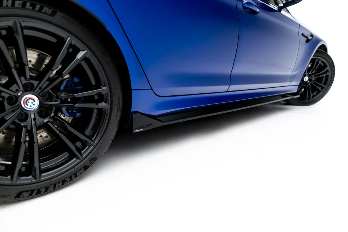 Sideskjørt diffusers montert på BMW M5 F90 Facelift sett fra siden