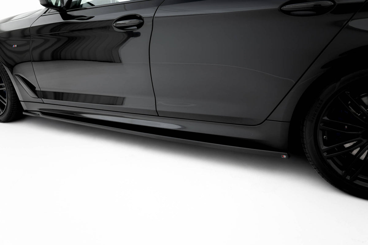 Sideskjørt diffusers V.2 for BMW M550i Touring G31 sett fra siden