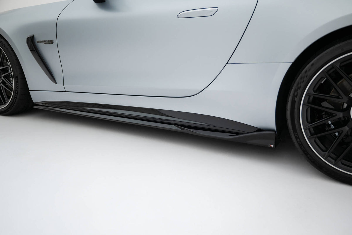 Sidepanel-diffusorer i sort finish for Mercedes AMG GT C192 sett ovenfra