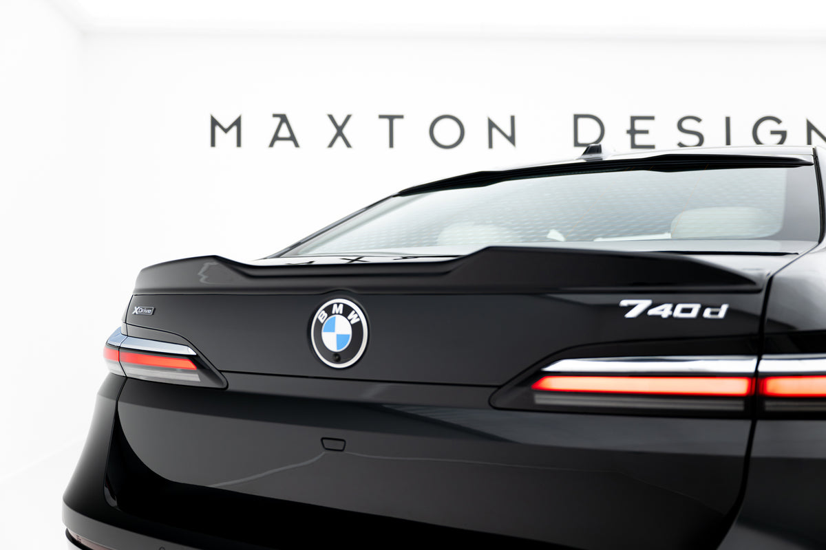 Spoiler Cap 3D til BMW 7 G70 i blank sort ABS sett fra siden
