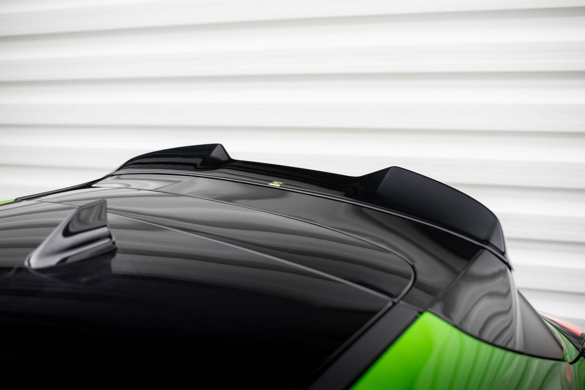 Maxton Design Spoiler Cap 3D for Ford Puma MK1 sett fra skrå vinkel