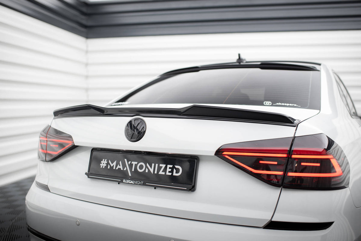 Spoiler Cap 3D til VW Passat GT B8 Facelift USA sett ovenfra i sort ABS-plast
