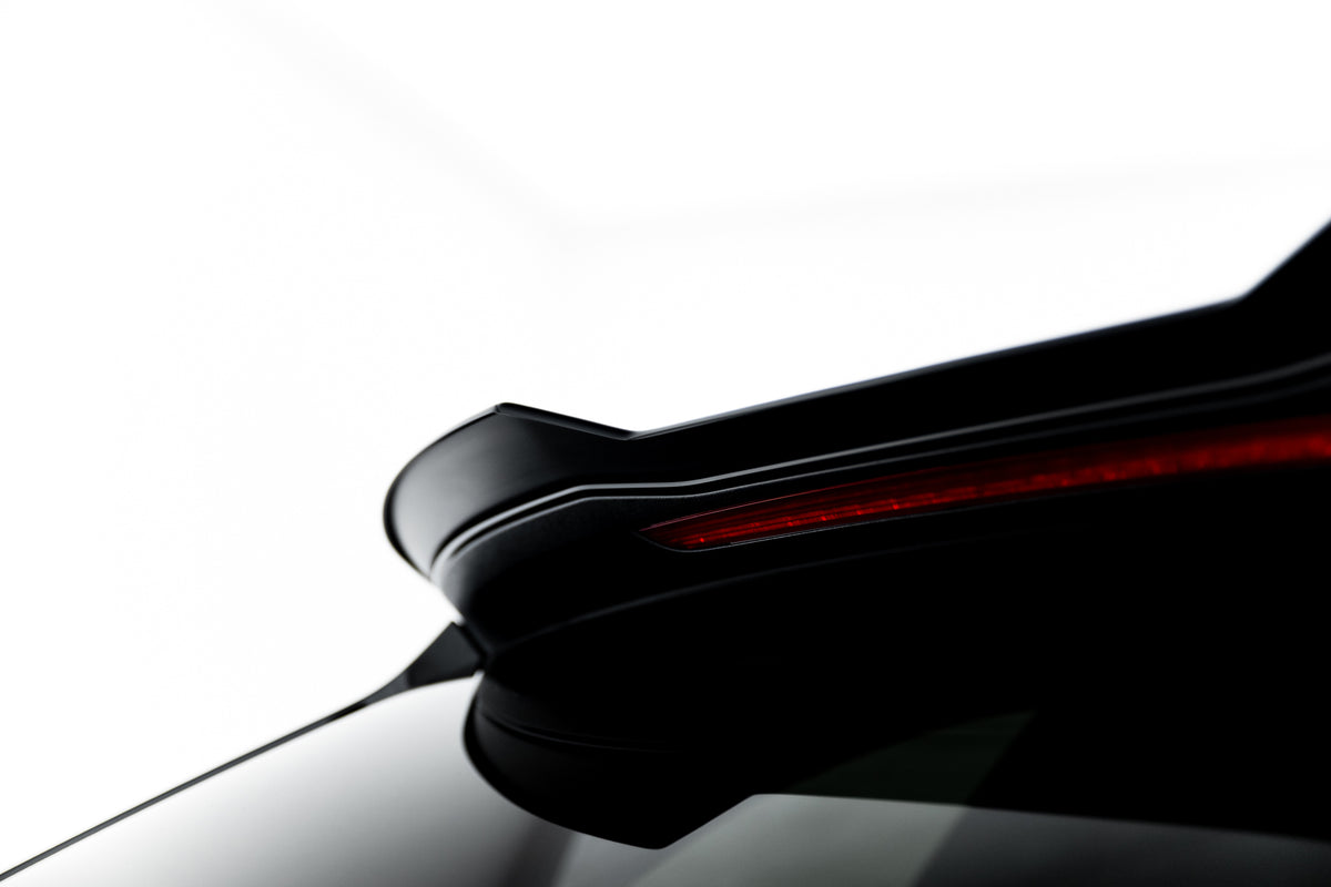 Spoiler Cap montert på hekken til Audi A6 S-Line Avant C9