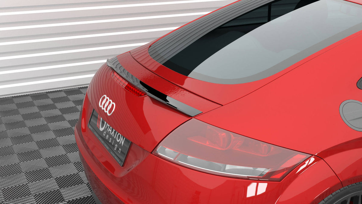 Spoiler cap V2 for Audi TT 8J vist fra skrå vinkel