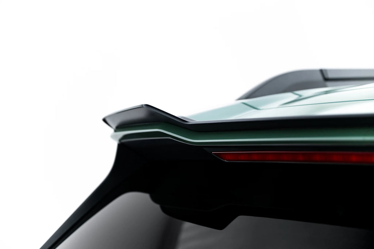Bakparti av Dacia Duster Mk3 med montert Spoiler Cap fra Maxton Design
