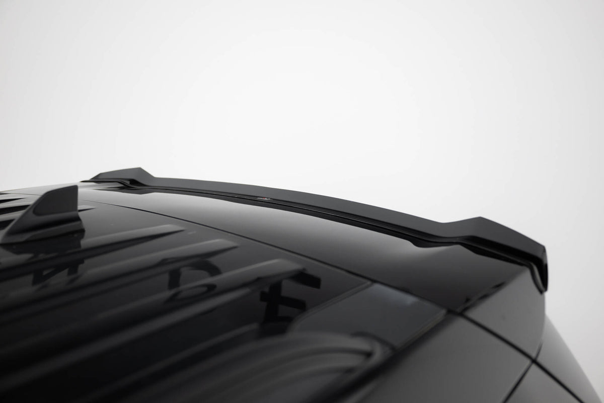 Nærbilde av spoiler cap i ABS-plast til Ford Explorer Mk6